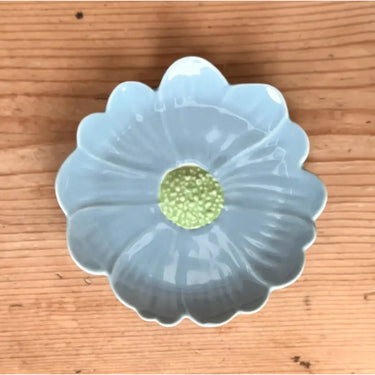 Flower Trinket Dish - Blue with Green Centre – High quality House of Dudley homewares